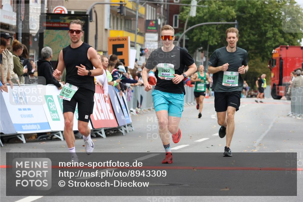 21.09.2025 - PSD Bank Halbmarathon Strokosch-Dieckow http://msf.ph/oto/8943309 21.09.2025 11:37:52 Ziel 1591, 1651, 1928, 3916, 3922 meine-sportfotos.de