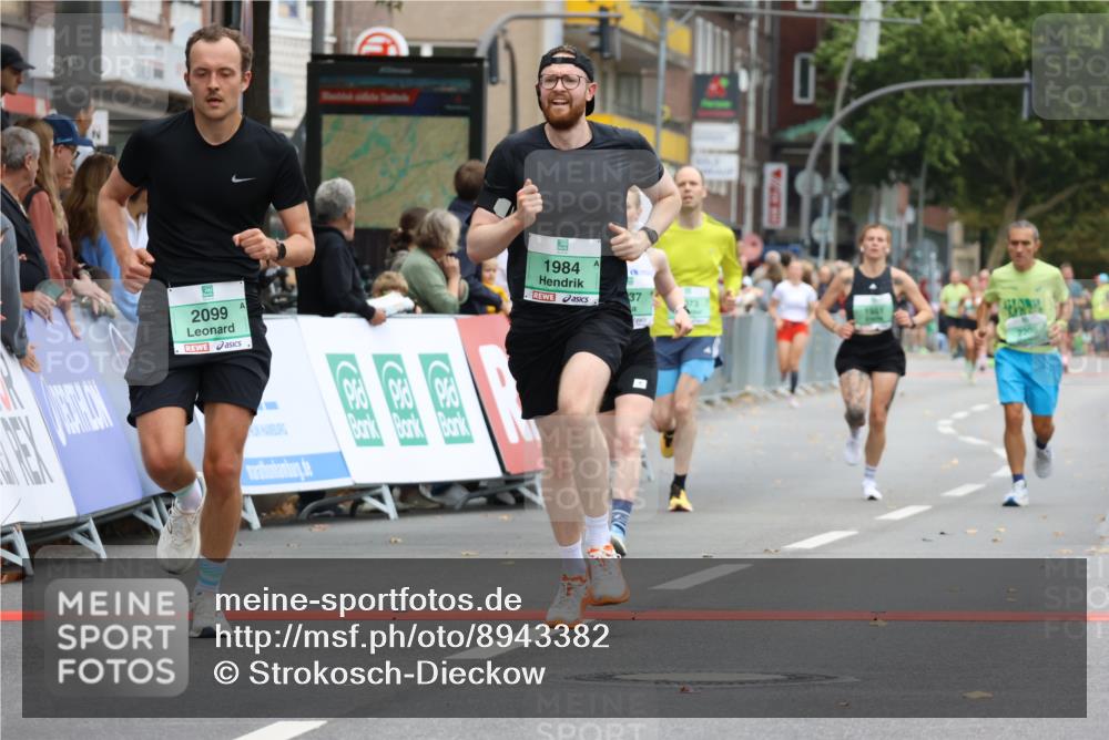 21.09.2025 - PSD Bank Halbmarathon Strokosch-Dieckow http://msf.ph/oto/8943382 21.09.2025 11:38:27 Ziel 1951, 1984, 1985, 2037, 2073, 2077, 2099, 2200, 2675 meine-sportfotos.de