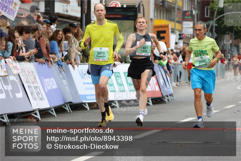 21.09.2025 - PSD Bank Halbmarathon Strokosch-Dieckow http://msf.ph/oto/8943398 21.09.2025 11:38:31 Ziel 1951, 1984, 1985, 2037, 2073, 2077, 2099, 2200 meine-sportfotos.de