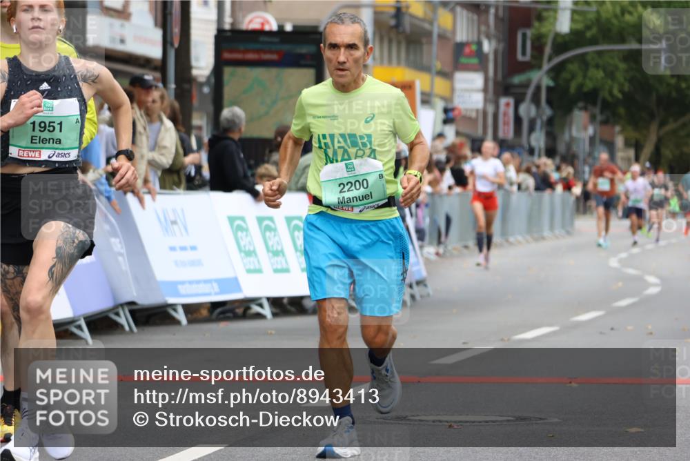 21.09.2025 - PSD Bank Halbmarathon Strokosch-Dieckow http://msf.ph/oto/8943413 21.09.2025 11:38:33 Ziel 1951, 1984, 2037, 2073, 2077, 2099, 2200 meine-sportfotos.de