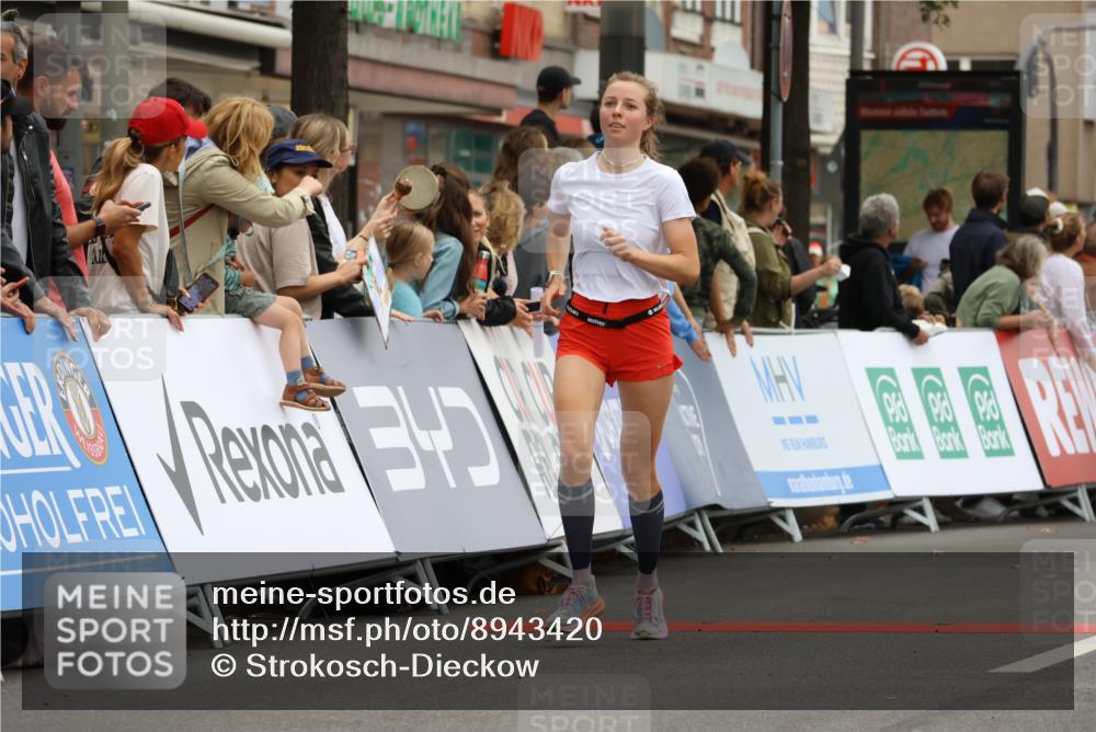 21.09.2025 - PSD Bank Halbmarathon Strokosch-Dieckow http://msf.ph/oto/8943420 21.09.2025 11:38:43 Ziel 1859, 2355 meine-sportfotos.de
