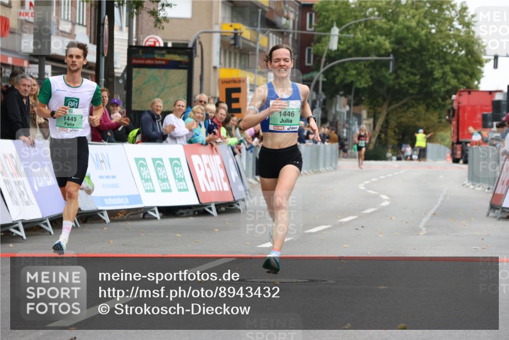 21.09.2025 - PSD Bank Halbmarathon Strokosch-Dieckow http://msf.ph/oto/8943432 21.09.2025 11:16:09 Ziel 1445, 1446 meine-sportfotos.de