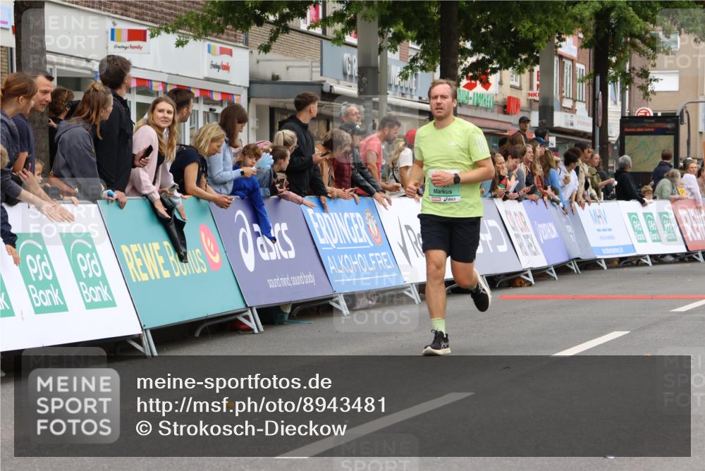 21.09.2025 - PSD Bank Halbmarathon Strokosch-Dieckow http://msf.ph/oto/8943481 21.09.2025 11:39:02 Ziel 1027, 1147, 1917, 2047, 2055, 2079, 2137 meine-sportfotos.de