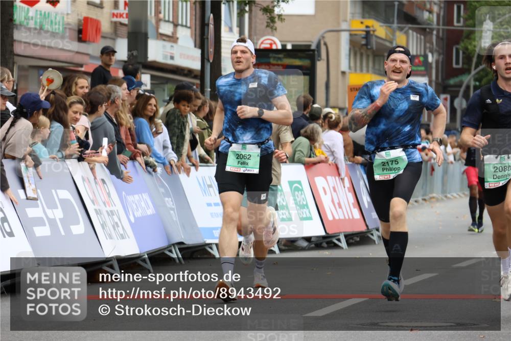 21.09.2025 - PSD Bank Halbmarathon Strokosch-Dieckow http://msf.ph/oto/8943492 21.09.2025 11:39:11 Ziel 1227, 2038, 2062, 2064, 2080, 2175 meine-sportfotos.de