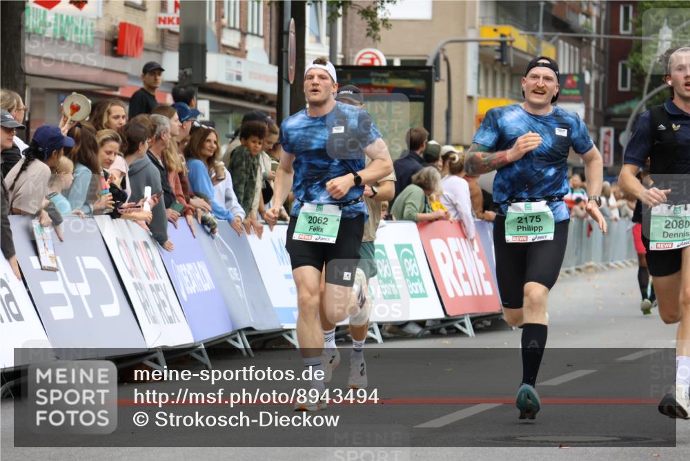21.09.2025 - PSD Bank Halbmarathon Strokosch-Dieckow http://msf.ph/oto/8943494 21.09.2025 11:39:11 Ziel 1227, 2038, 2062, 2064, 2080, 2175 meine-sportfotos.de
