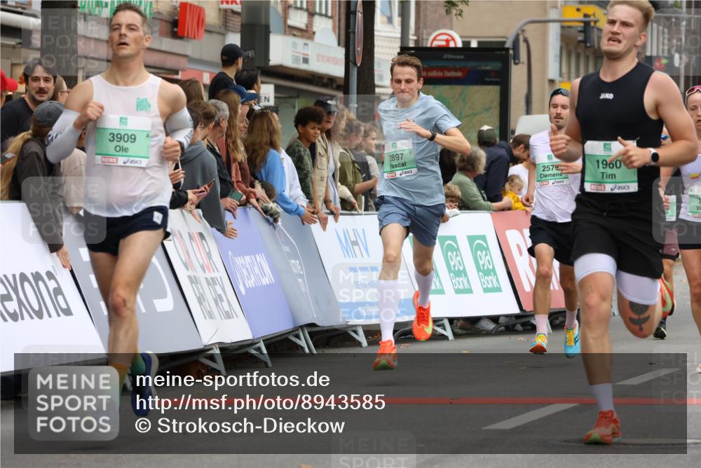 21.09.2025 - PSD Bank Halbmarathon Strokosch-Dieckow http://msf.ph/oto/8943585 21.09.2025 11:39:40 Ziel 1469, 1483, 1517, 1784, 1960, 1970, 2059, 2069, 2084, 2333, 2336, 2579, 2897, 3909 meine-sportfotos.de