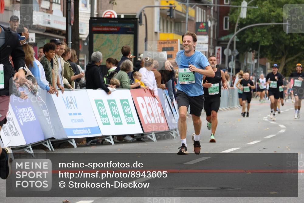 21.09.2025 - PSD Bank Halbmarathon Strokosch-Dieckow http://msf.ph/oto/8943605 21.09.2025 11:39:46 Ziel 1469, 1960, 1968, 1970, 2069, 2084, 2085, 2579, 2897, 3909 meine-sportfotos.de
