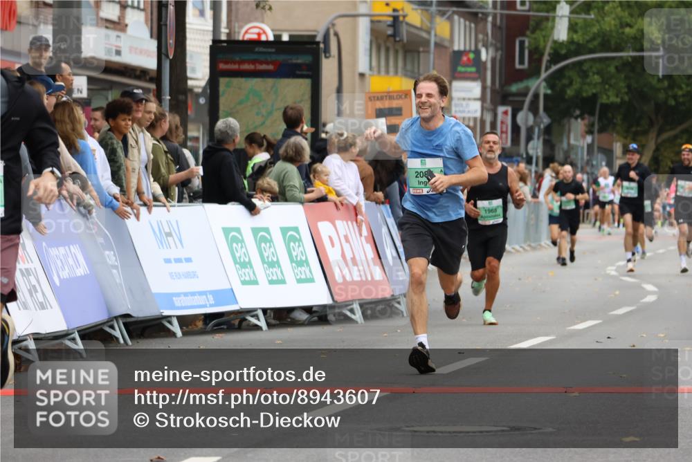 21.09.2025 - PSD Bank Halbmarathon Strokosch-Dieckow http://msf.ph/oto/8943607 21.09.2025 11:39:46 Ziel 1469, 1960, 1968, 1970, 2069, 2084, 2085, 2579, 2897, 3909 meine-sportfotos.de