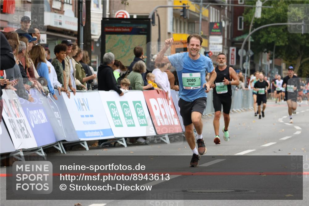 21.09.2025 - PSD Bank Halbmarathon Strokosch-Dieckow http://msf.ph/oto/8943613 21.09.2025 11:39:46 Ziel 1469, 1960, 1968, 1970, 2069, 2084, 2085, 2579, 2897, 3909 meine-sportfotos.de