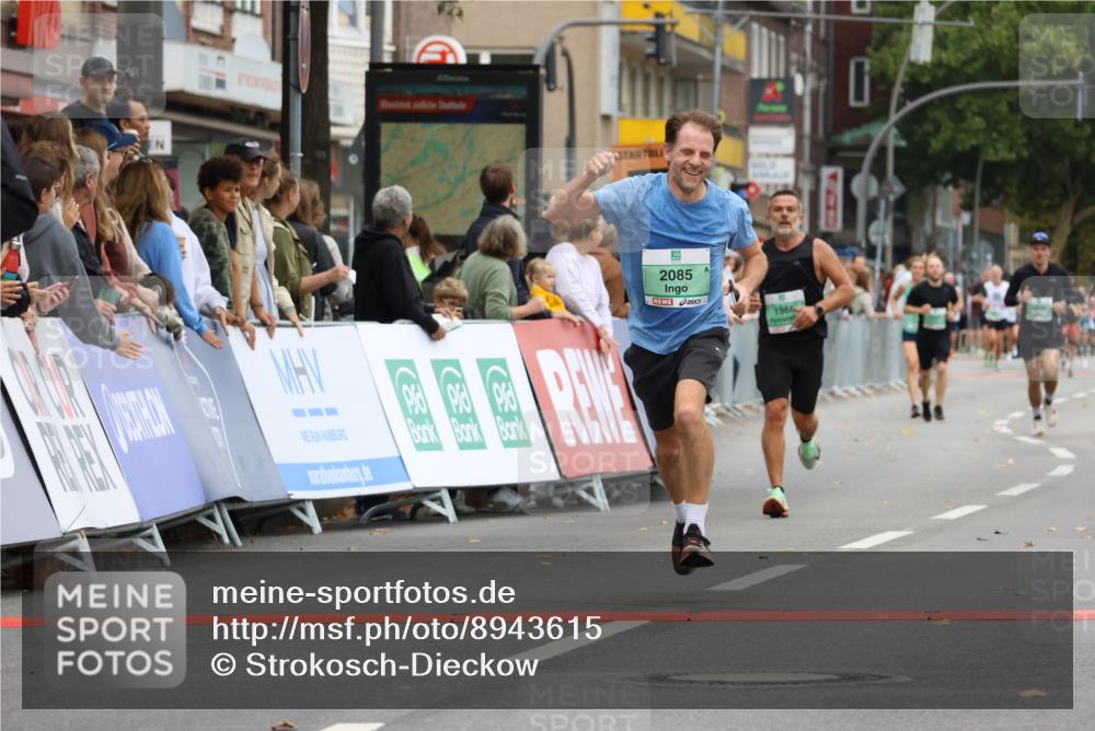 21.09.2025 - PSD Bank Halbmarathon Strokosch-Dieckow http://msf.ph/oto/8943615 21.09.2025 11:39:46 Ziel 1469, 1960, 1968, 1970, 2069, 2084, 2085, 2579, 2897, 3909 meine-sportfotos.de