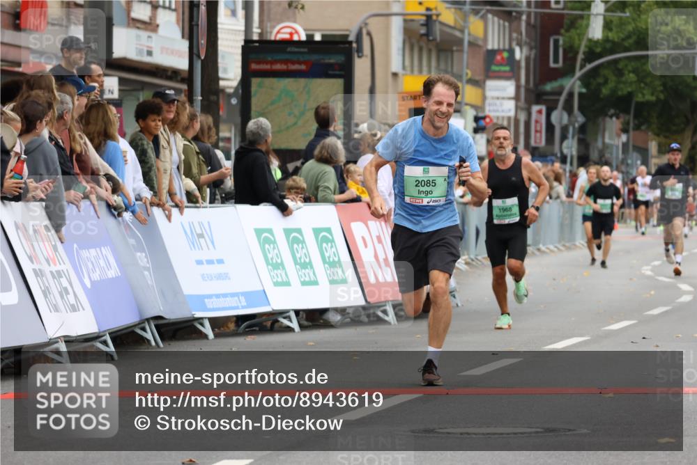 21.09.2025 - PSD Bank Halbmarathon Strokosch-Dieckow http://msf.ph/oto/8943619 21.09.2025 11:39:46 Ziel 1469, 1960, 1968, 1970, 2069, 2084, 2085, 2579, 2897, 3909 meine-sportfotos.de