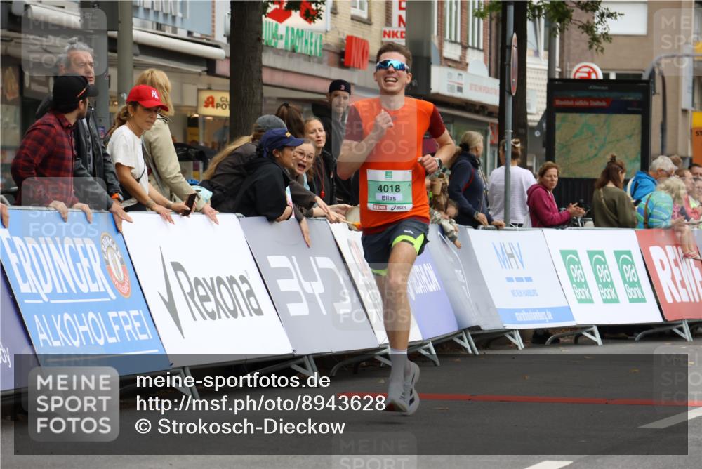 21.09.2025 - PSD Bank Halbmarathon Strokosch-Dieckow http://msf.ph/oto/8943628 21.09.2025 11:17:58 Ziel 1803, 4018 meine-sportfotos.de
