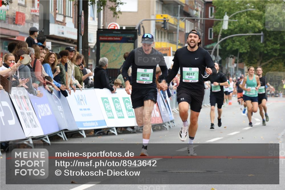 21.09.2025 - PSD Bank Halbmarathon Strokosch-Dieckow http://msf.ph/oto/8943642 21.09.2025 11:39:54 Ziel 1645, 1968, 2084, 2085, 2442, 4016, 4017 meine-sportfotos.de