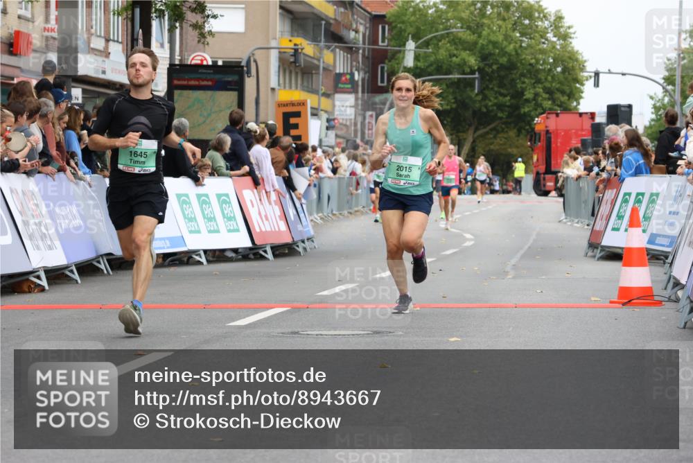 21.09.2025 - PSD Bank Halbmarathon Strokosch-Dieckow http://msf.ph/oto/8943667 21.09.2025 11:40:01 Ziel 1320, 1645, 2015, 2442, 4016, 4017 meine-sportfotos.de