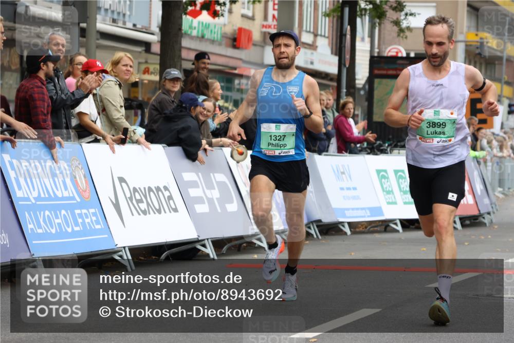 21.09.2025 - PSD Bank Halbmarathon Strokosch-Dieckow http://msf.ph/oto/8943692 21.09.2025 11:18:37 Ziel 1327, 3899 meine-sportfotos.de