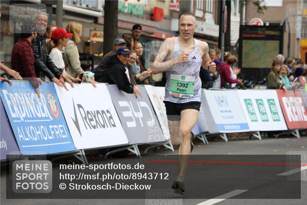 21.09.2025 - PSD Bank Halbmarathon Strokosch-Dieckow http://msf.ph/oto/8943712 21.09.2025 11:18:52 Ziel 1307, 1392 meine-sportfotos.de
