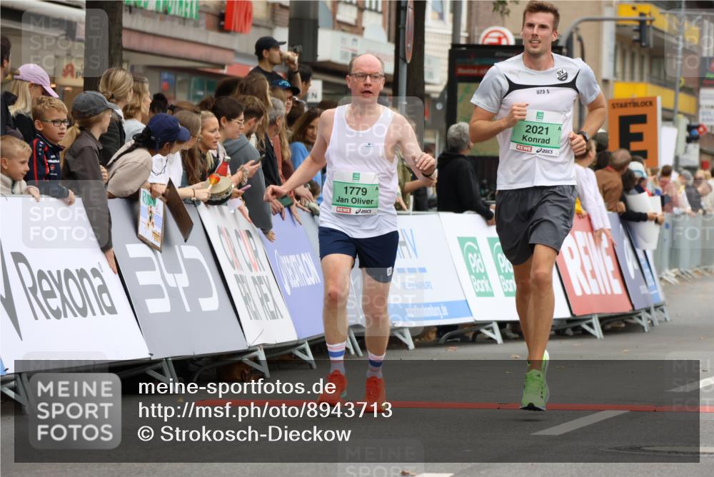 21.09.2025 - PSD Bank Halbmarathon Strokosch-Dieckow http://msf.ph/oto/8943713 21.09.2025 11:40:18 Ziel 1566, 1712, 1779, 1932, 2021, 2063 meine-sportfotos.de