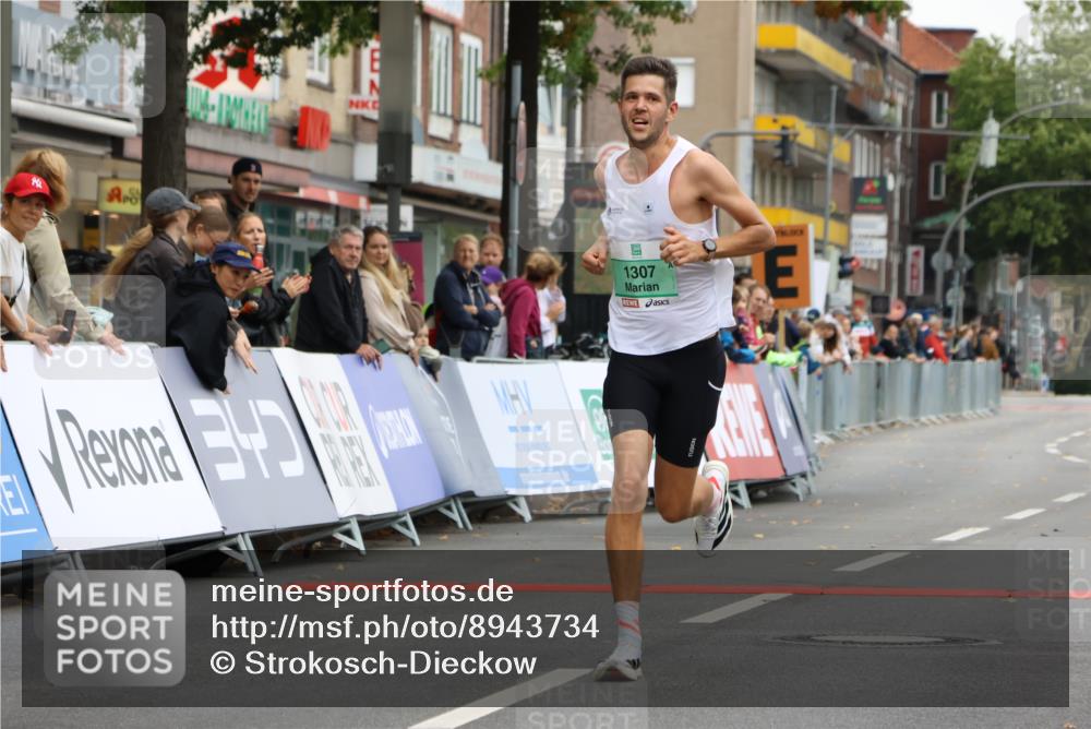21.09.2025 - PSD Bank Halbmarathon Strokosch-Dieckow http://msf.ph/oto/8943734 21.09.2025 11:19:00 Ziel 1307, 1392 meine-sportfotos.de