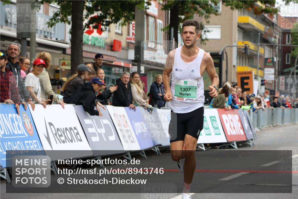 21.09.2025 - PSD Bank Halbmarathon Strokosch-Dieckow http://msf.ph/oto/8943746 21.09.2025 11:19:01 Ziel 1307, 1392 meine-sportfotos.de