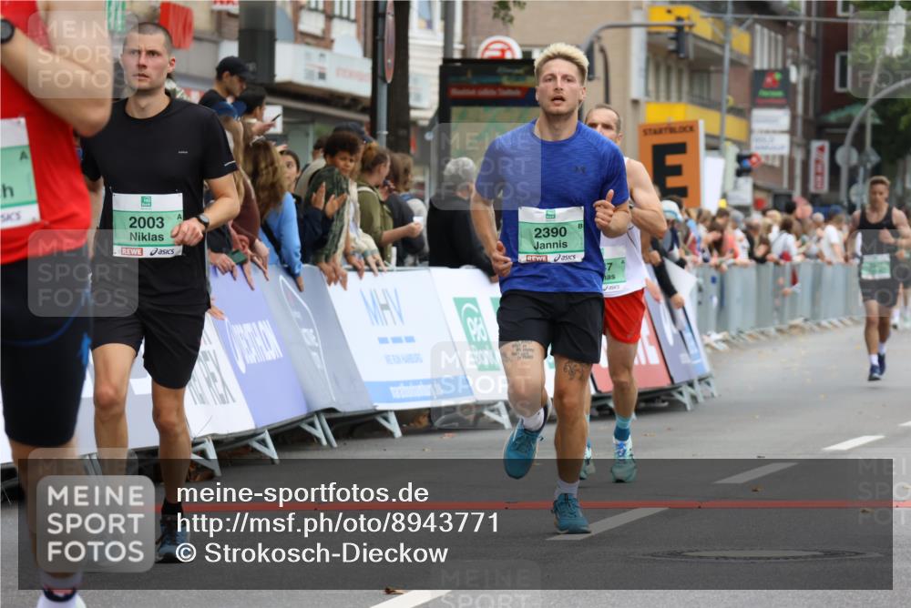 21.09.2025 - PSD Bank Halbmarathon Strokosch-Dieckow http://msf.ph/oto/8943771 21.09.2025 11:40:43 Ziel 1191, 1884, 1947, 2003, 2142, 2212, 2390 meine-sportfotos.de