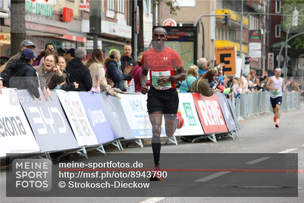 21.09.2025 - PSD Bank Halbmarathon Strokosch-Dieckow http://msf.ph/oto/8943790 21.09.2025 11:19:58 Ziel 1799, 1823 meine-sportfotos.de