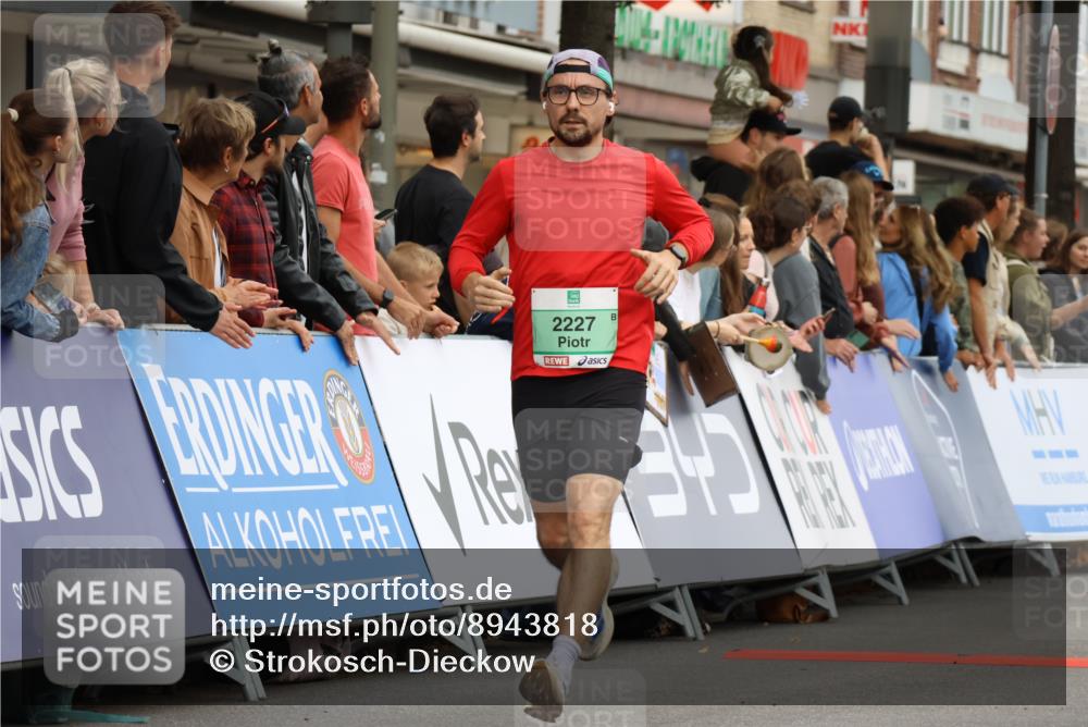 21.09.2025 - PSD Bank Halbmarathon Strokosch-Dieckow http://msf.ph/oto/8943818 21.09.2025 11:41:09 Ziel 1435, 1788, 2138, 2180, 2183, 2227, 3911, 4026 meine-sportfotos.de