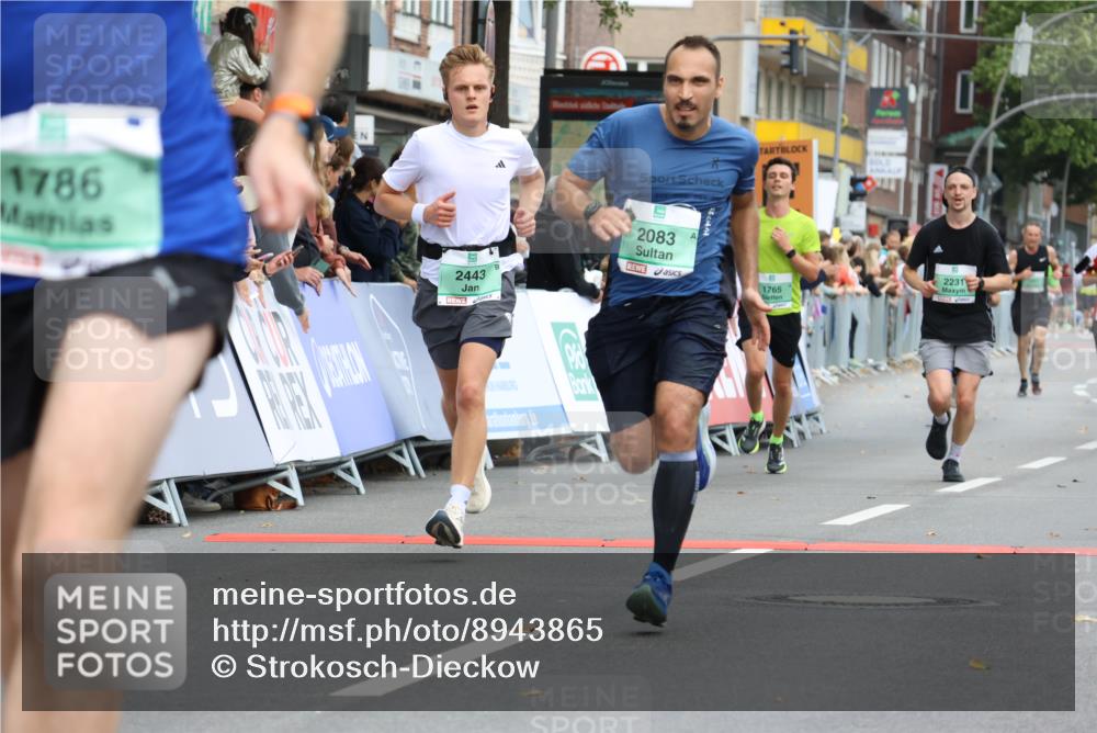 21.09.2025 - PSD Bank Halbmarathon Strokosch-Dieckow http://msf.ph/oto/8943865 21.09.2025 11:41:27 Ziel 1349, 1765, 1776, 1786, 1886, 2083, 2111, 2116, 2231, 2443 meine-sportfotos.de