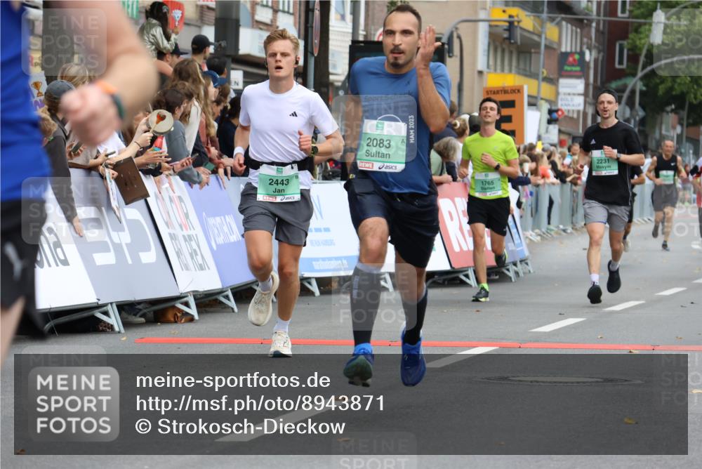 21.09.2025 - PSD Bank Halbmarathon Strokosch-Dieckow http://msf.ph/oto/8943871 21.09.2025 11:41:27 Ziel 1349, 1765, 1776, 1786, 1886, 2083, 2111, 2116, 2231, 2443 meine-sportfotos.de