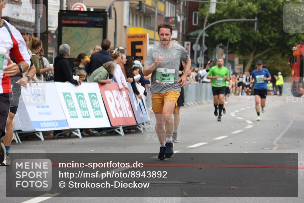 21.09.2025 - PSD Bank Halbmarathon Strokosch-Dieckow http://msf.ph/oto/8943892 21.09.2025 11:41:35 Ziel 1399, 1765, 1887, 2083, 2111, 2231, 2443, 3895 meine-sportfotos.de
