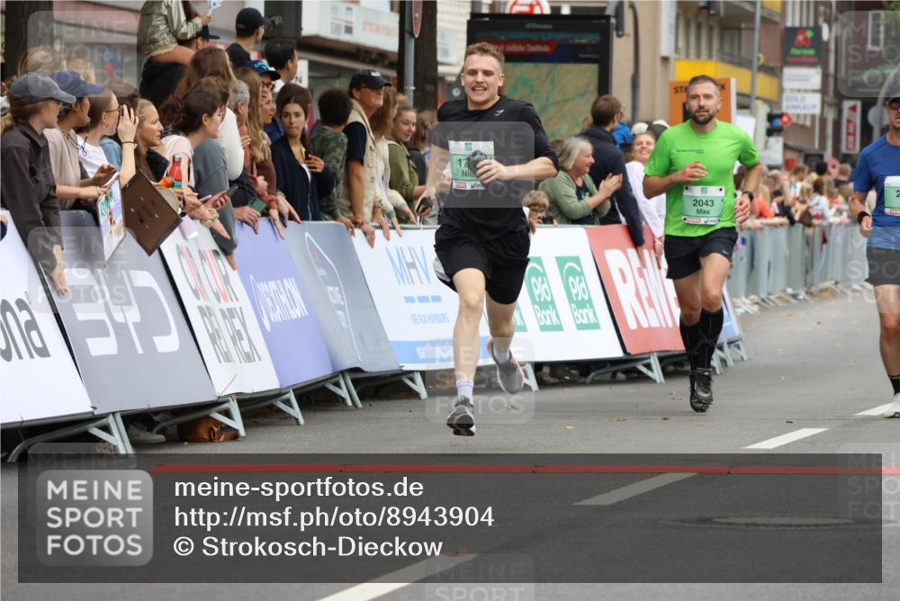 21.09.2025 - PSD Bank Halbmarathon Strokosch-Dieckow http://msf.ph/oto/8943904 21.09.2025 11:41:41 Ziel 1399, 1758, 1887, 2029, 2043, 2111, 3895 meine-sportfotos.de