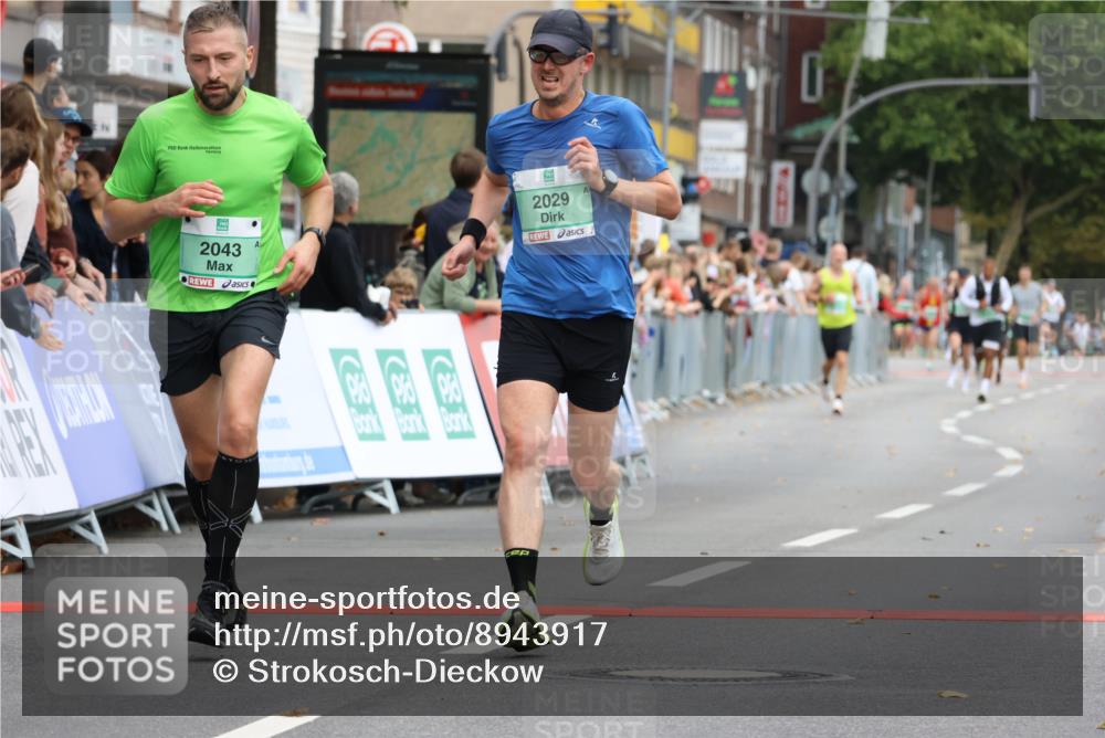 21.09.2025 - PSD Bank Halbmarathon Strokosch-Dieckow http://msf.ph/oto/8943917 21.09.2025 11:41:44 Ziel 1399, 1758, 1887, 2029, 2043, 3895 meine-sportfotos.de