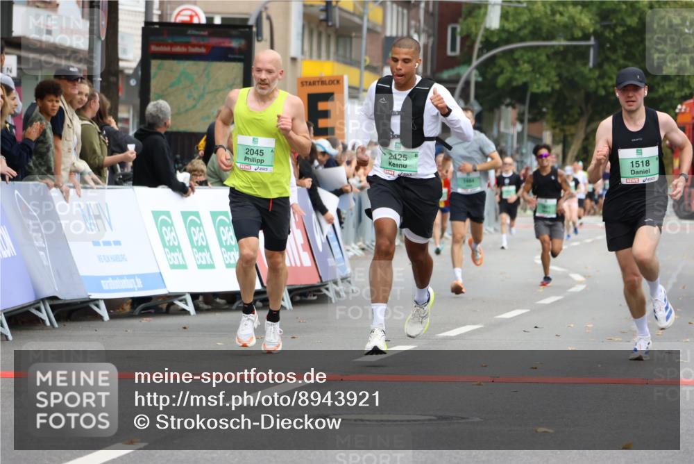 21.09.2025 - PSD Bank Halbmarathon Strokosch-Dieckow http://msf.ph/oto/8943921 21.09.2025 11:41:59 Ziel 1484, 1518, 2045, 2425 meine-sportfotos.de