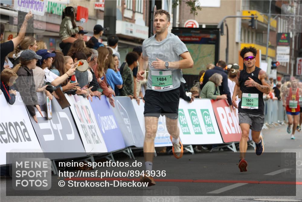 21.09.2025 - PSD Bank Halbmarathon Strokosch-Dieckow http://msf.ph/oto/8943936 21.09.2025 11:42:05 Ziel 1484, 1518, 1801, 2045, 2425 meine-sportfotos.de