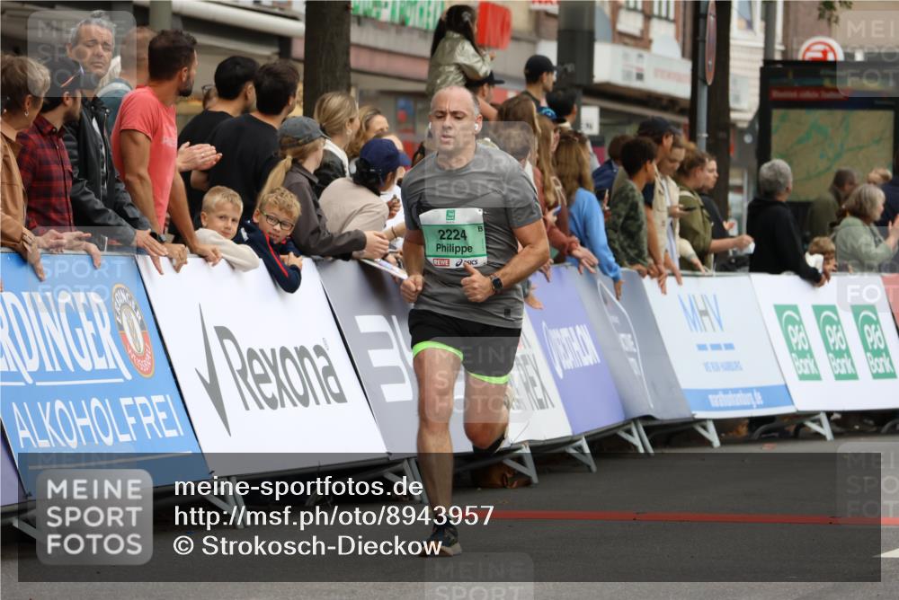 21.09.2025 - PSD Bank Halbmarathon Strokosch-Dieckow http://msf.ph/oto/8943957 21.09.2025 11:42:17 Ziel 1363, 1899, 2224, 2278, 2380, 3928, 4048 meine-sportfotos.de