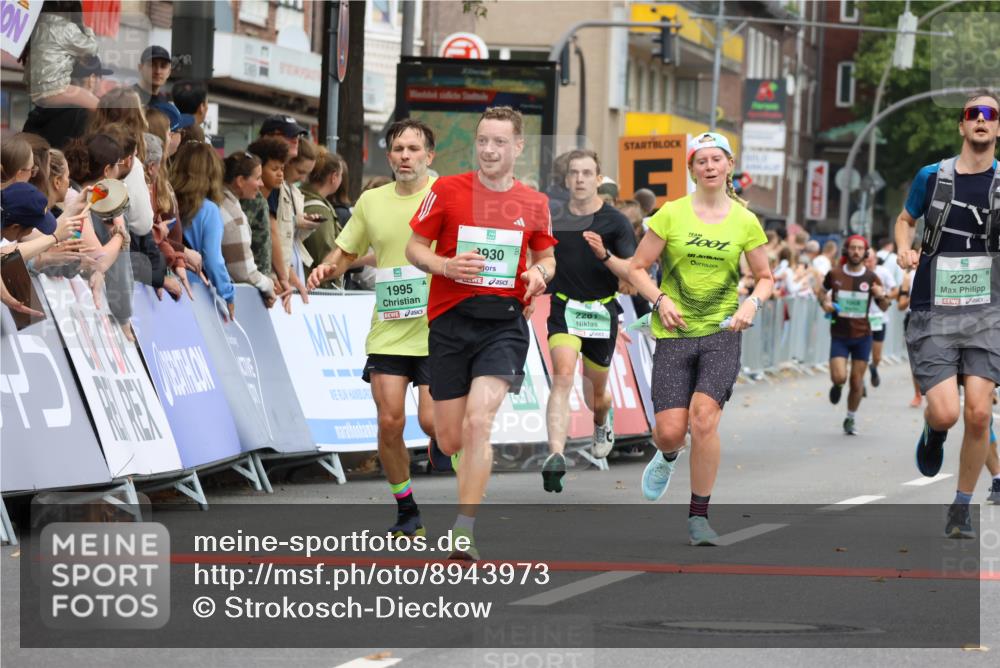 21.09.2025 - PSD Bank Halbmarathon Strokosch-Dieckow http://msf.ph/oto/8943973 21.09.2025 11:42:25 Ziel 1058, 1899, 1995, 2220, 2224, 2253, 2281, 2380, 3928, 3930, 4048 meine-sportfotos.de