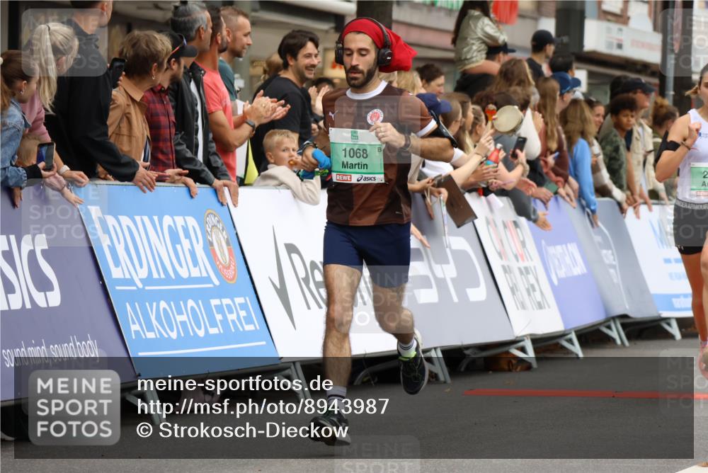 21.09.2025 - PSD Bank Halbmarathon Strokosch-Dieckow http://msf.ph/oto/8943987 21.09.2025 11:42:34 Ziel 1058, 1068, 1090, 1312, 1995, 2127, 2174, 2207, 2220, 2253, 2272, 2281, 3930, 4046 meine-sportfotos.de