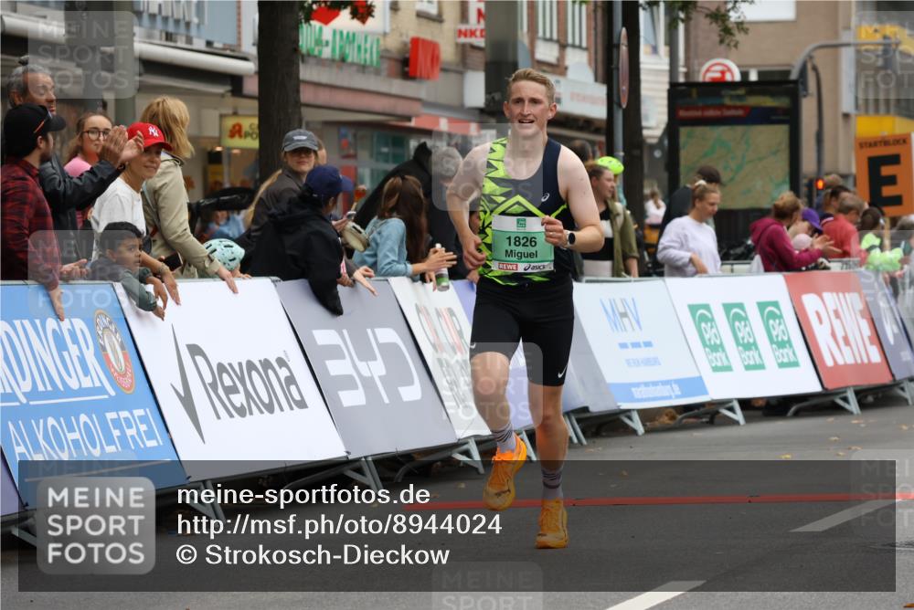 21.09.2025 - PSD Bank Halbmarathon Strokosch-Dieckow http://msf.ph/oto/8944024 21.09.2025 11:22:22 Ziel 1826 meine-sportfotos.de