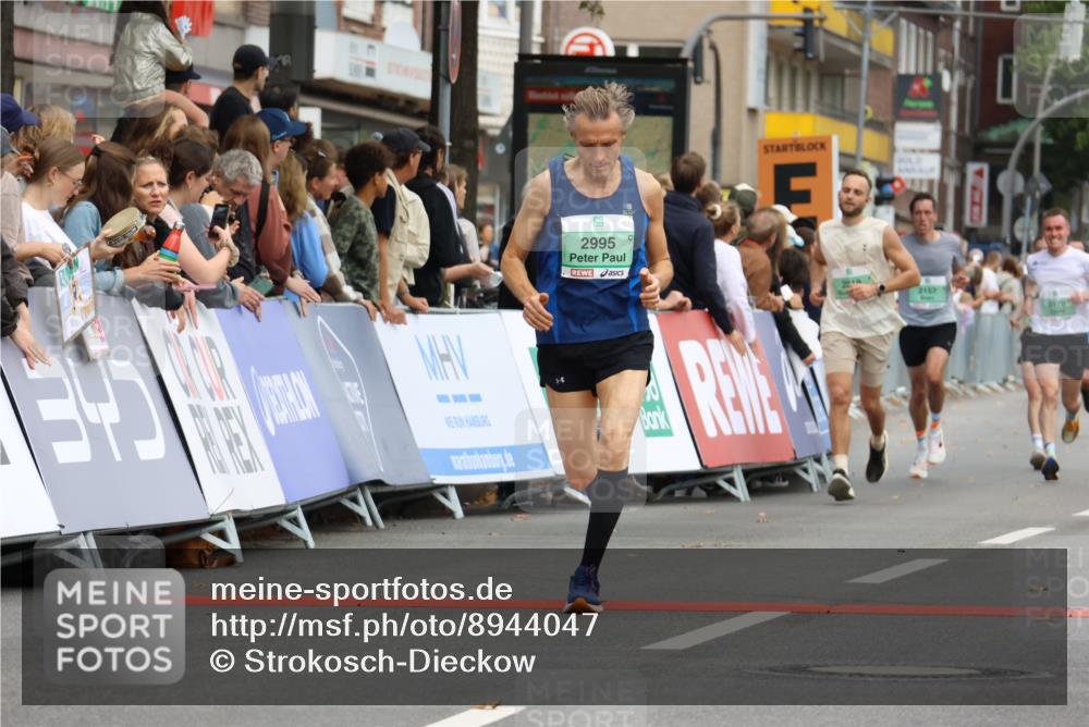21.09.2025 - PSD Bank Halbmarathon Strokosch-Dieckow http://msf.ph/oto/8944047 21.09.2025 11:42:56 Ziel 1749, 1750, 2019, 2100, 2135, 2157, 2158, 2178, 2202, 2369, 2995, 3315 meine-sportfotos.de