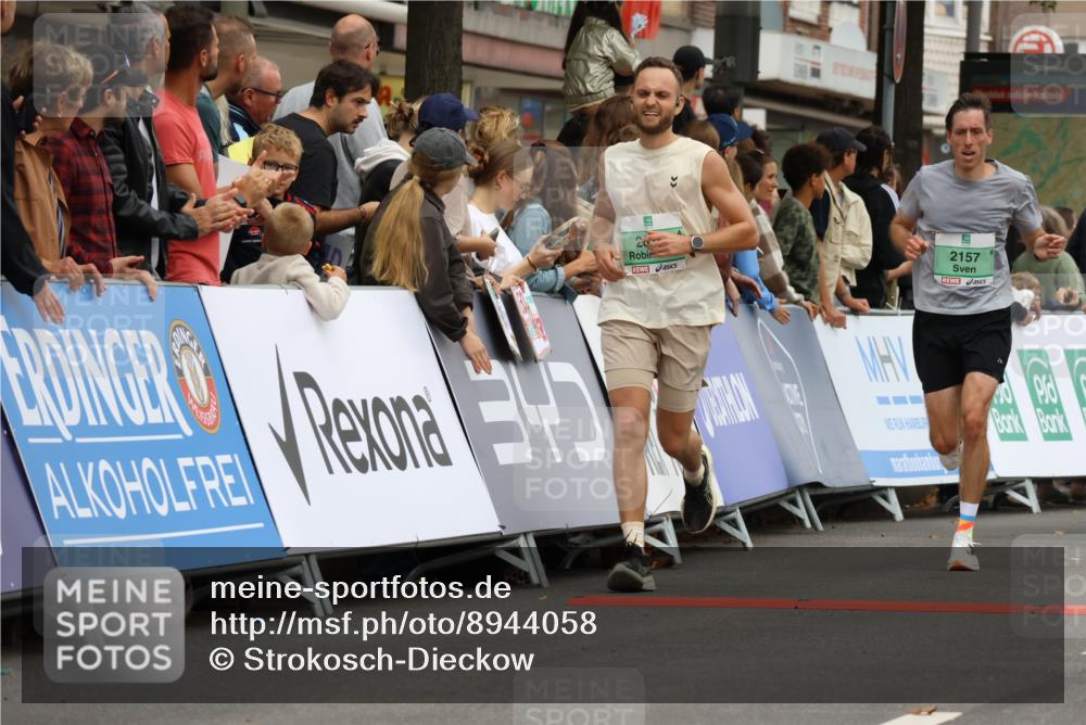 21.09.2025 - PSD Bank Halbmarathon Strokosch-Dieckow http://msf.ph/oto/8944058 21.09.2025 11:43:01 Ziel 1555, 2019, 2100, 2157, 2178, 2202, 2265, 2369, 2995 meine-sportfotos.de