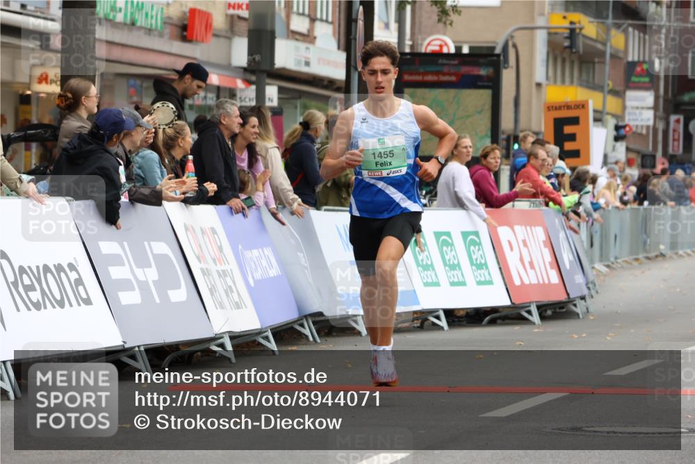 21.09.2025 - PSD Bank Halbmarathon Strokosch-Dieckow http://msf.ph/oto/8944071 21.09.2025 11:23:04 Ziel 1237, 1455, 1840 meine-sportfotos.de