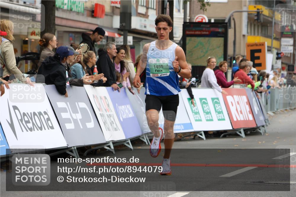 21.09.2025 - PSD Bank Halbmarathon Strokosch-Dieckow http://msf.ph/oto/8944079 21.09.2025 11:23:05 Ziel 1237, 1455, 1840 meine-sportfotos.de