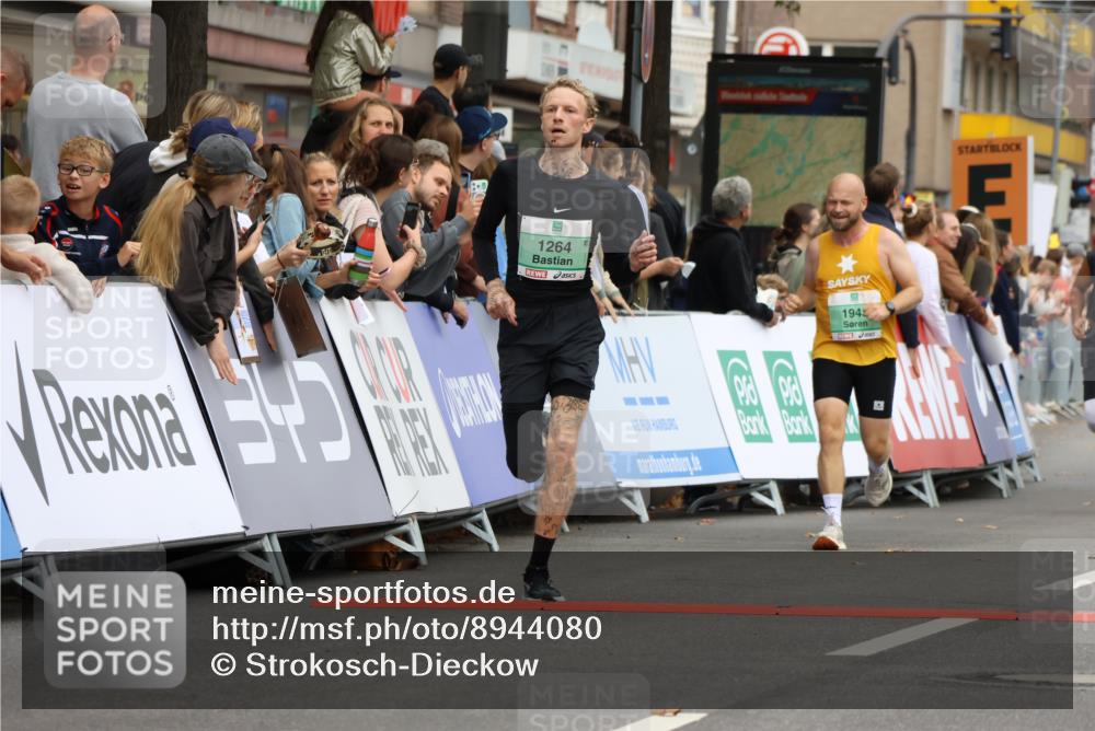 21.09.2025 - PSD Bank Halbmarathon Strokosch-Dieckow http://msf.ph/oto/8944080 21.09.2025 11:43:12 Ziel 1262, 1264, 1555, 1804, 1856, 1943, 2027, 2154, 2157, 2178, 2240, 2265 meine-sportfotos.de