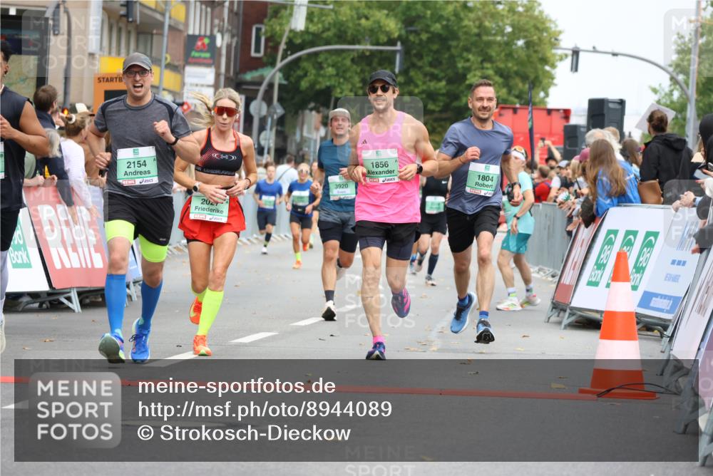 21.09.2025 - PSD Bank Halbmarathon Strokosch-Dieckow http://msf.ph/oto/8944089 21.09.2025 11:43:15 Ziel 1262, 1264, 1804, 1856, 1943, 2027, 2154, 2240, 2265, 3920 meine-sportfotos.de