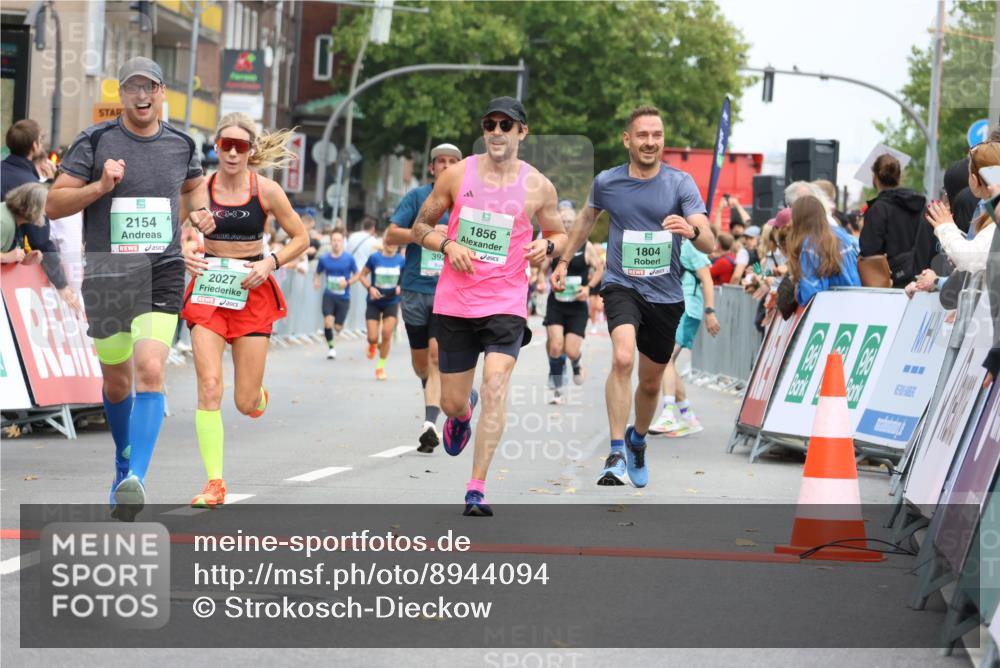 21.09.2025 - PSD Bank Halbmarathon Strokosch-Dieckow http://msf.ph/oto/8944094 21.09.2025 11:43:15 Ziel 1262, 1264, 1804, 1856, 1943, 2027, 2154, 2240, 2265, 3920 meine-sportfotos.de