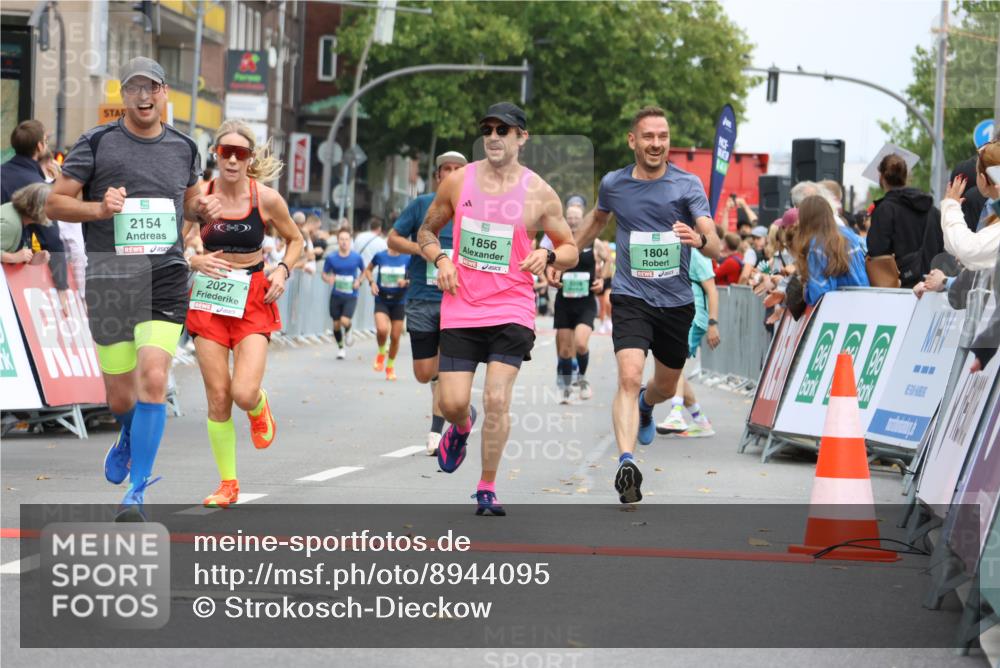 21.09.2025 - PSD Bank Halbmarathon Strokosch-Dieckow http://msf.ph/oto/8944095 21.09.2025 11:43:15 Ziel 1262, 1264, 1804, 1856, 1943, 2027, 2154, 2240, 2265, 3920 meine-sportfotos.de