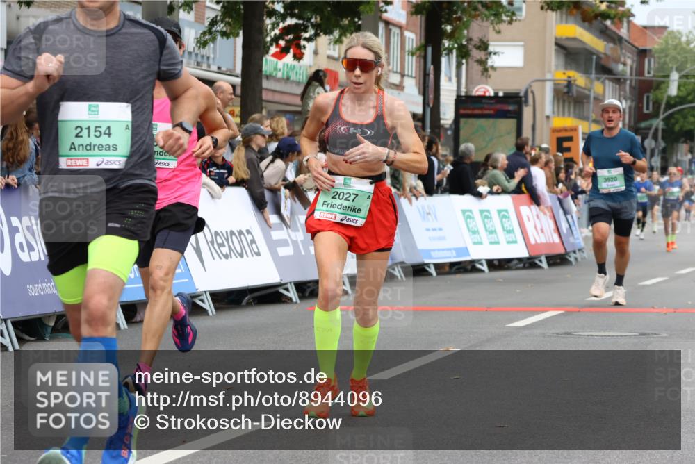 21.09.2025 - PSD Bank Halbmarathon Strokosch-Dieckow http://msf.ph/oto/8944096 21.09.2025 11:43:19 Ziel 1262, 1264, 1804, 1856, 1943, 2027, 2154, 2208, 3920 meine-sportfotos.de
