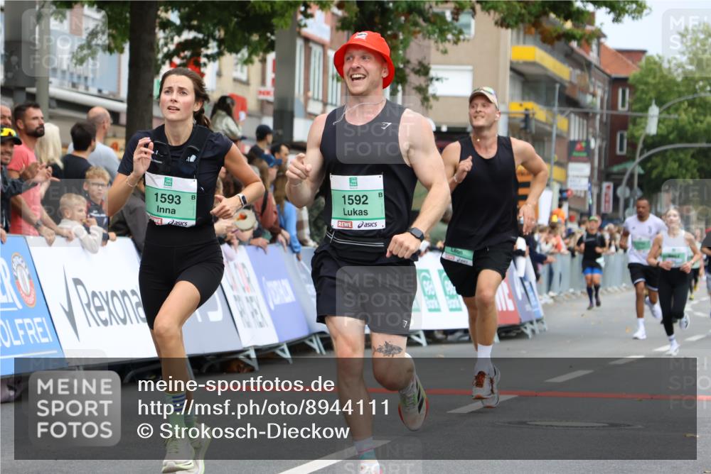 21.09.2025 - PSD Bank Halbmarathon Strokosch-Dieckow http://msf.ph/oto/8944111 21.09.2025 11:43:33 Ziel 1073, 1336, 1592, 1593, 1736, 2208, 2252, 2267, 3188, 3934 meine-sportfotos.de