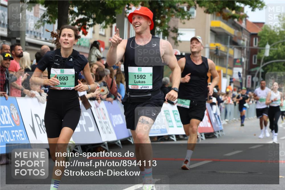 21.09.2025 - PSD Bank Halbmarathon Strokosch-Dieckow http://msf.ph/oto/8944113 21.09.2025 11:43:33 Ziel 1073, 1336, 1592, 1593, 1736, 2208, 2252, 2267, 3188, 3934 meine-sportfotos.de