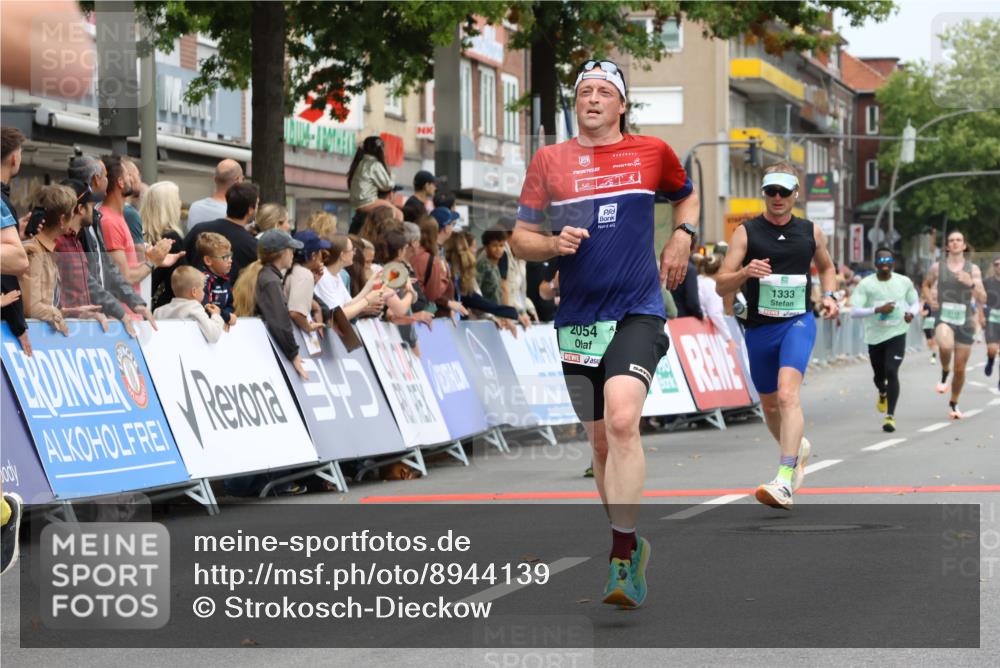 21.09.2025 - PSD Bank Halbmarathon Strokosch-Dieckow http://msf.ph/oto/8944139 21.09.2025 11:43:45 Ziel 1217, 1282, 1333, 1736, 2054, 2119, 2145, 2147, 2192, 2447, 3918, 3934 meine-sportfotos.de