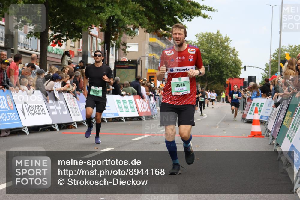 21.09.2025 - PSD Bank Halbmarathon Strokosch-Dieckow http://msf.ph/oto/8944168 21.09.2025 11:43:54 Ziel 1282, 1333, 2119, 2147, 2196, 2294, 2350, 3918 meine-sportfotos.de